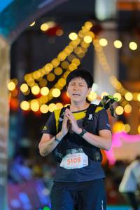 BIB: 5108
                            <button type="button" onclick="openModal(21769019)" class="btn btn-primary btn-sm float-right btn-popup" data-toggle="modal" data-target=".modal-high-quality">
                        <i class="fas fa-shopping-cart"></i> Add to Cart
                    </button>
                                            <button type="button" onclick="isThisMe(21769019, true)" class="btn btn-success btn-sm float-right btn-popup btn-isme hidden" data-toggle="tooltip" data-placement="bottom" title="นี่คือรูปของคุณใช่ไหม คลิกที่นี่เพื่อเอาเข้าอัลบั้ม">
                        <i class="fas fa-plus"></i> Add to album
                    </button>
                    <button type="button" onclick="isThisMe(21769019, false)" class="btn btn-warning btn-sm float-right btn-popup btn-isnotme hidden">
                        <i class="fas fa-ban"></i> Remove from album
                    </button>